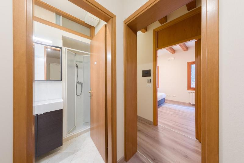 B And B Casanova Ai Tolentini Veneţia Exterior foto