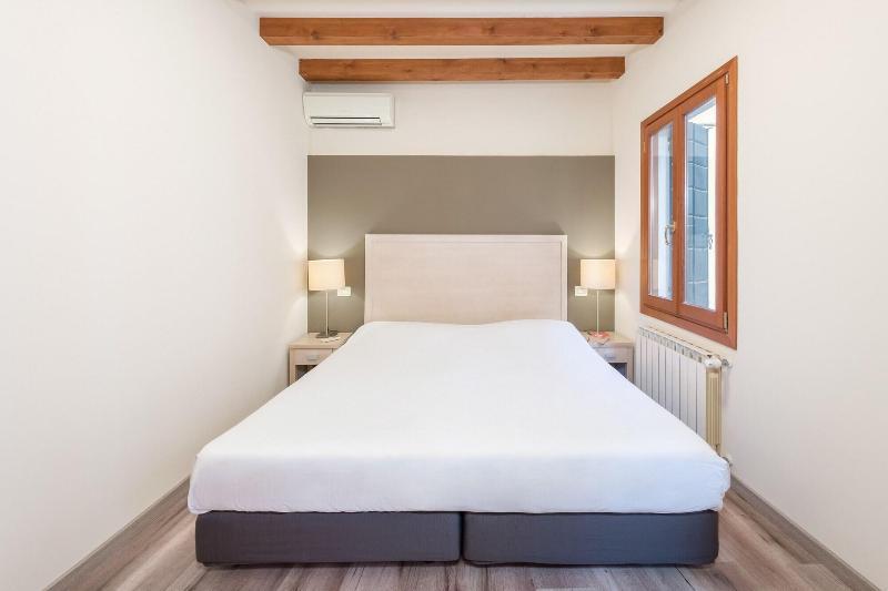 B And B Casanova Ai Tolentini Veneţia Exterior foto