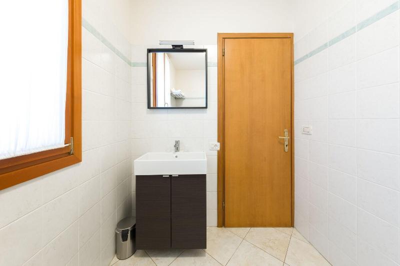 B And B Casanova Ai Tolentini Veneţia Exterior foto